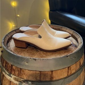 Chinese Laundry Mules